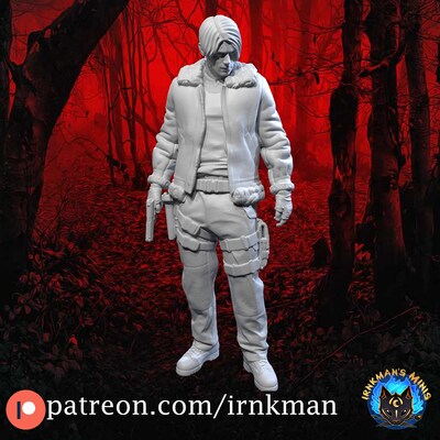 Leon from Irnkman Minis. Total height apx. 48mm. Unpainted resin miniature - image1